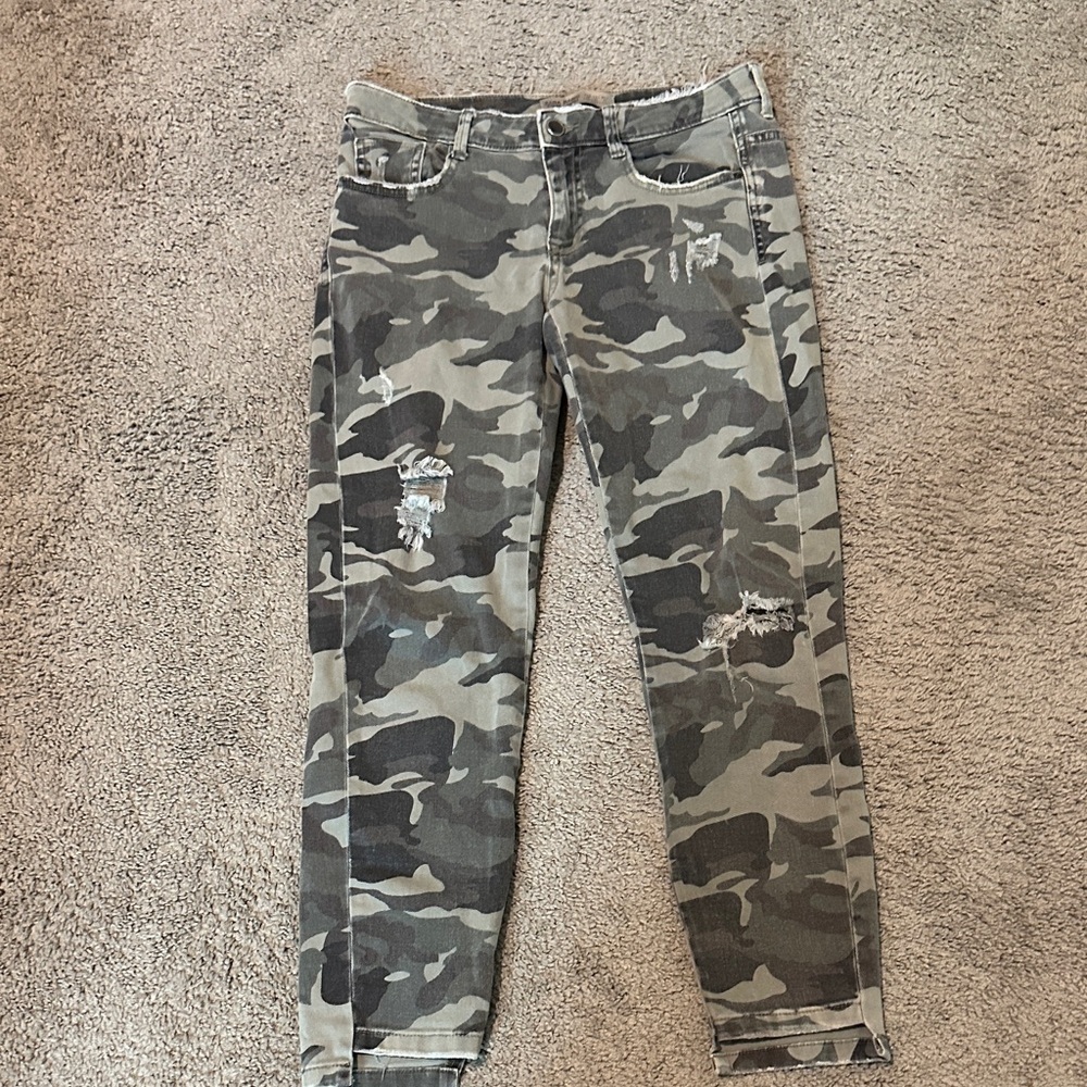 Zara Camouflage Distressed Jeans